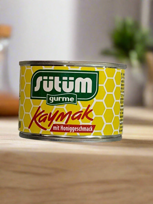 Sutum Kaymak Mit Honigges Chmack